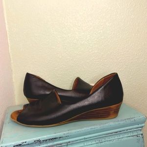 Spring Step Leather Flat